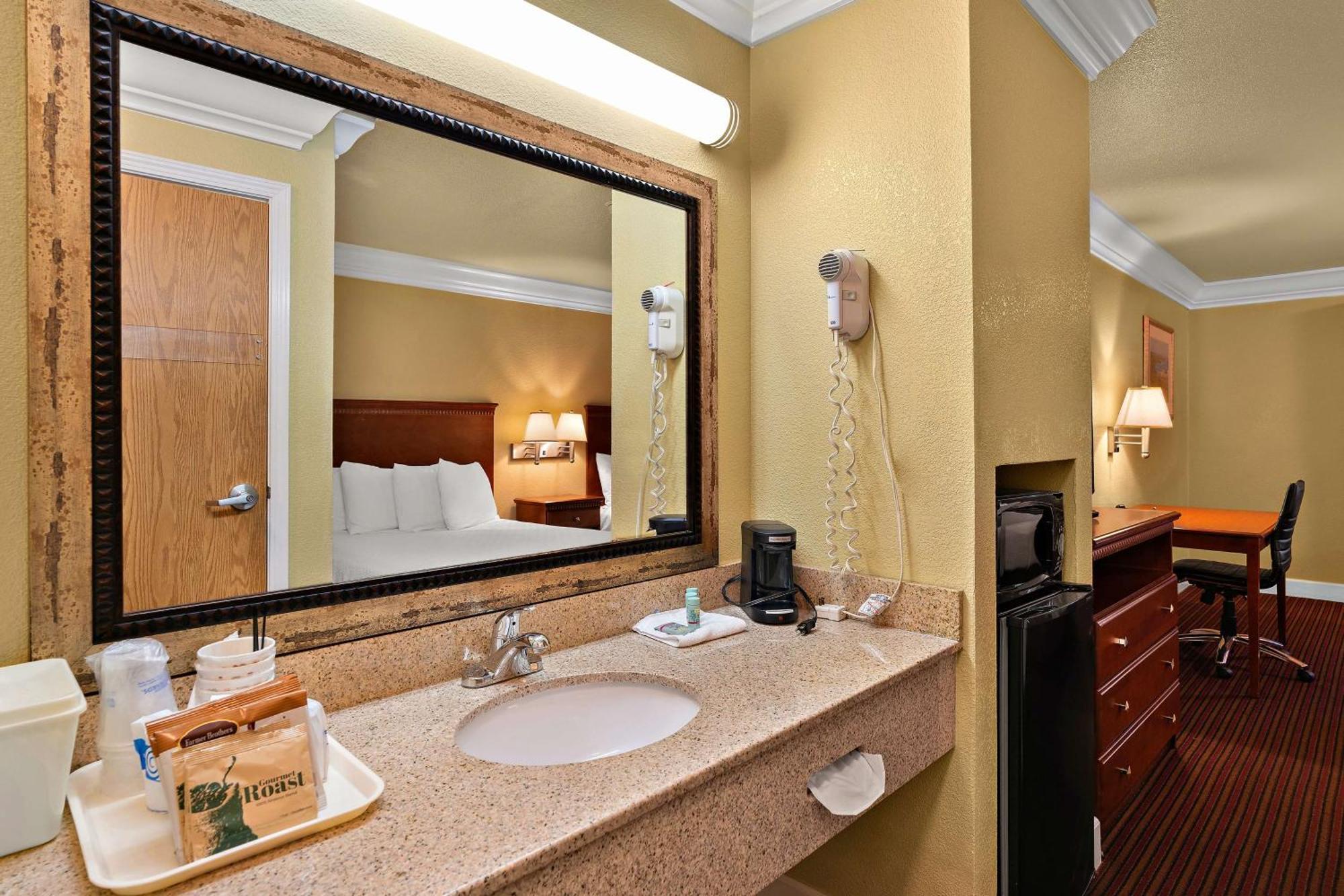 Best Western Willits Inn Εξωτερικό φωτογραφία