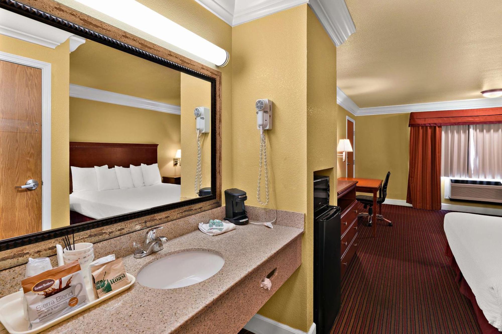 Best Western Willits Inn Εξωτερικό φωτογραφία